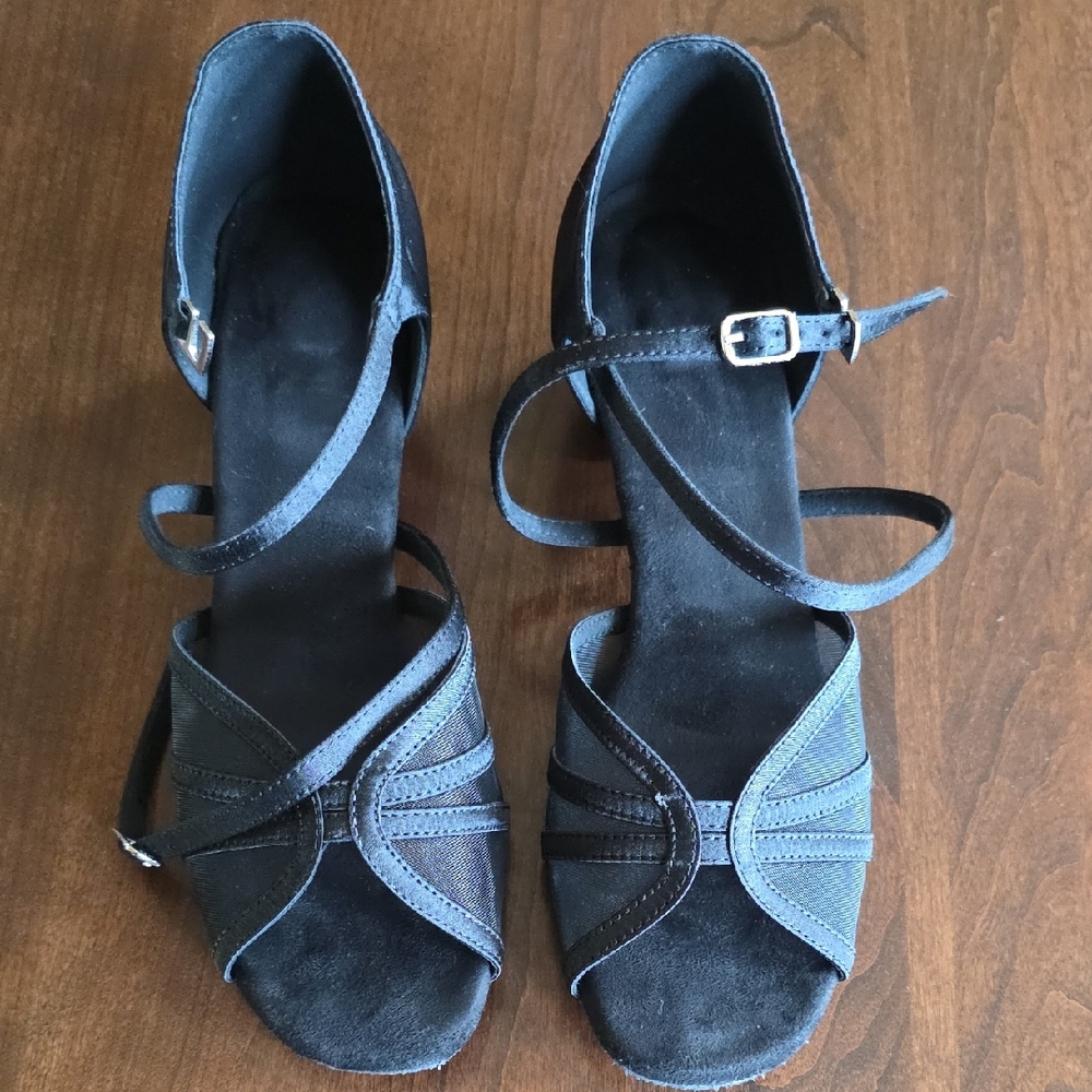 Black Women's Strappy Ankle-Wrap Sandals